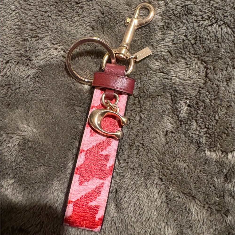 Coach Print Keychain Houndstooth Pattern